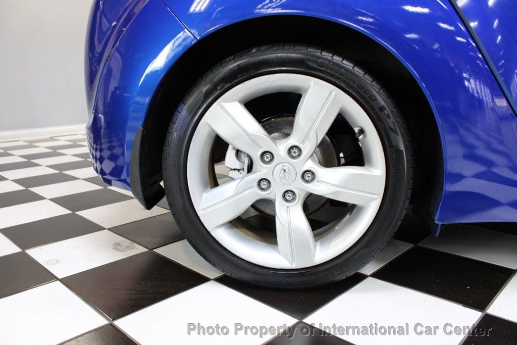 2013 Hyundai Veloster Just Serviced!  - 22691260 - 45