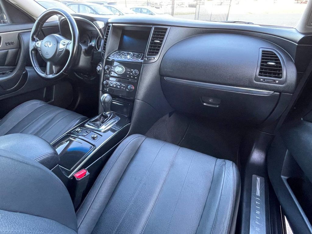 2013 Infiniti FX37 Base photo 11