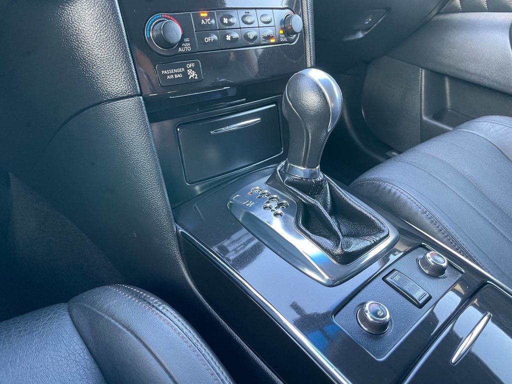 2013 Infiniti FX37 Base photo 13