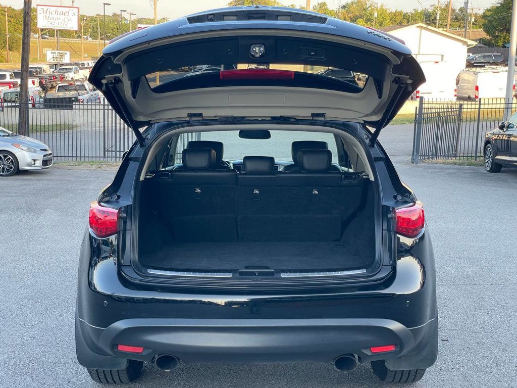 2013 Infiniti FX37 Base photo 18