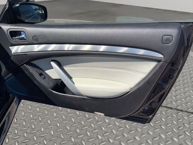 2013 INFINITI G37 Convertible 2dr IPL - 22999864 - 19