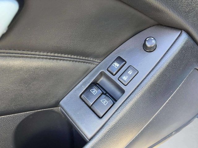 2013 INFINITI G37 Coupe 2dr x AWD - 22944641 - 12