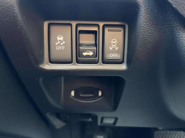 2013 INFINITI G37 Coupe 2dr x AWD - 22944641 - 39