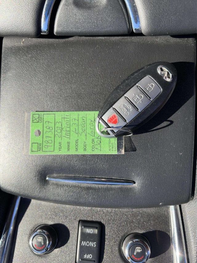 2013 INFINITI G37 Coupe 2dr x AWD - 22944641 - 40