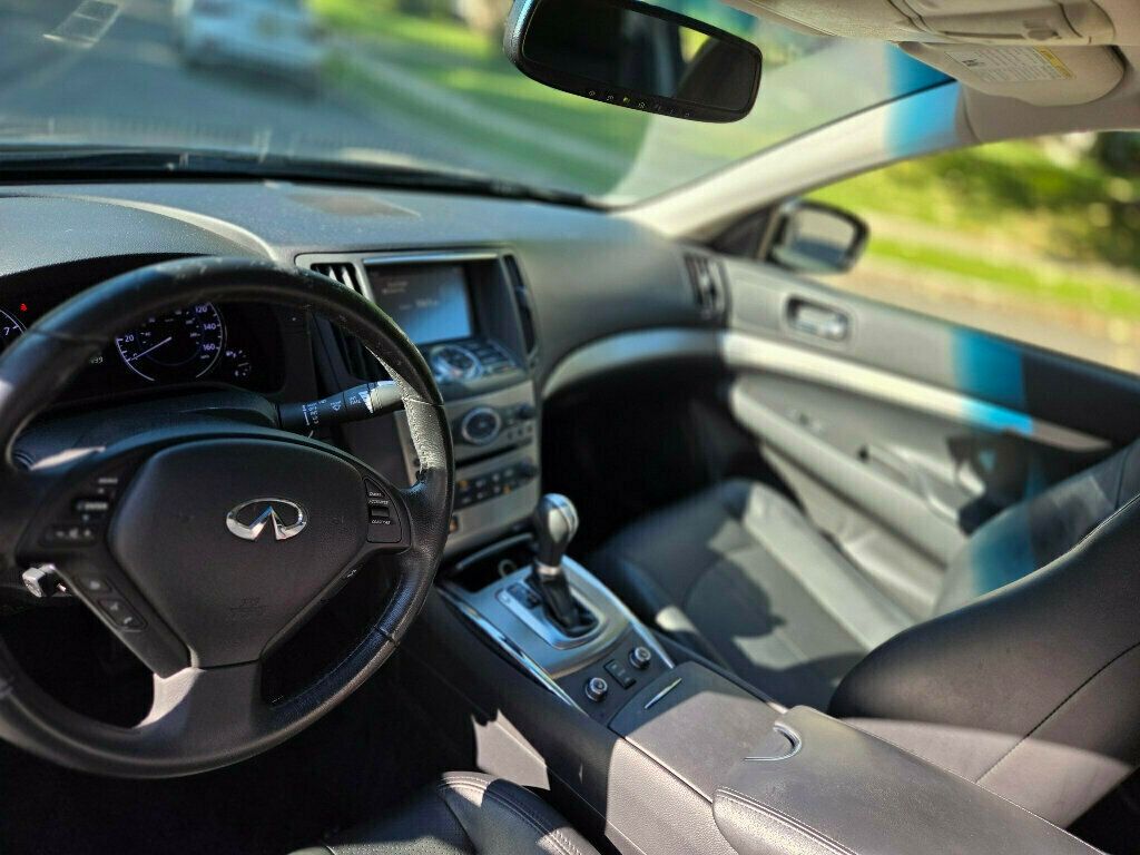 2013 Infiniti G37 x photo 12