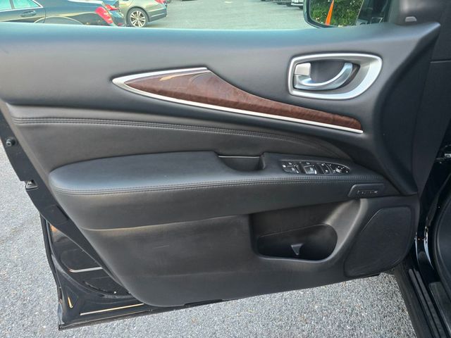 2013 INFINITI JX35 AWD's photo