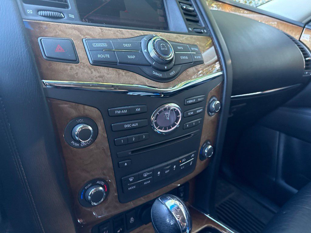 2013 INFINITI QX56 4WD 4dr - 23096852 - 17