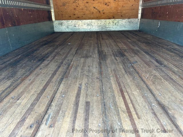 2013 International 4300 JUST 38k MILES! NON CDL BOX TRUCK! LIFT GATE! SUPER NICE UNIT! - 22779995 - 11