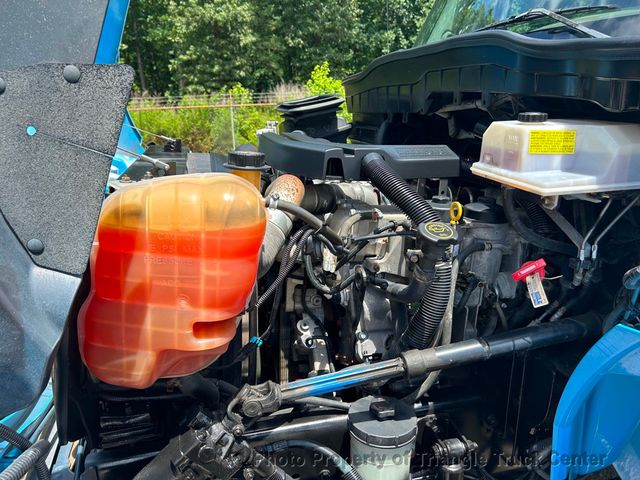 2013 International 4300 JUST 38k MILES! NON CDL BOX TRUCK! LIFT GATE! SUPER NICE UNIT! - 22779995 - 19