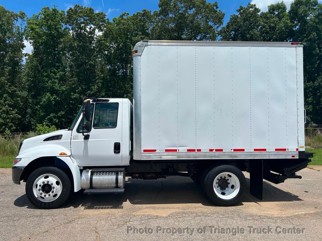 2013 International 4300 JUST 38k MILES! NON CDL BOX TRUCK! LIFT GATE! SUPER NICE UNIT! - 22779995 - 36