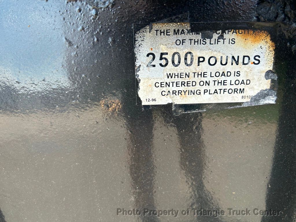 2013 International 4300 JUST 38k MILES! NON CDL BOX TRUCK! LIFT GATE! SUPER NICE UNIT! - 22779995 - 64