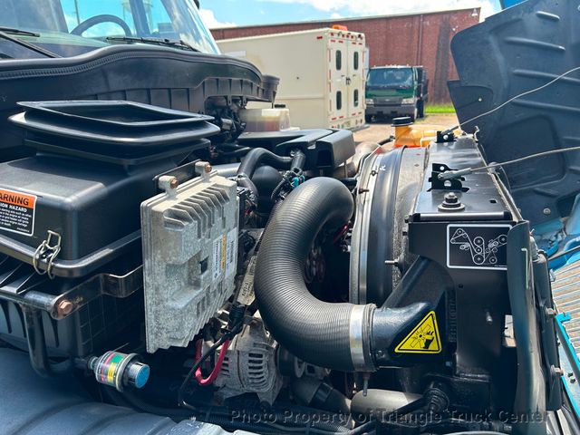 2013 International 4300 JUST 38k MILES! NON CDL BOX TRUCK! LIFT GATE! SUPER NICE UNIT! - 22779995 - 68