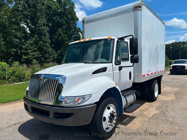 2013 International 4300 JUST 38k MILES! NON CDL BOX TRUCK! LIFT GATE! SUPER NICE UNIT! - 22779995 - 6