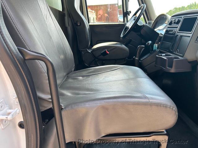 2013 International 4300 JUST 38k MILES! NON CDL BOX TRUCK! LIFT GATE! SUPER NICE UNIT! - 22779995 - 91