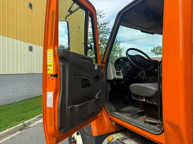 2013 International 7400 DUMP TRUCK WITH PLOW MOUNT AND SALT SPREADER READY TO WORK FINANCING AVAILABLE - 22897348 - 15