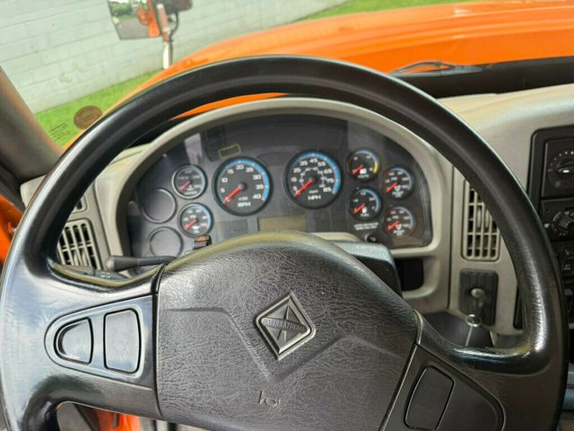 2013 International 7400 DUMP TRUCK WITH PLOW MOUNT AND SALT SPREADER READY TO WORK FINANCING AVAILABLE - 22897348 - 24