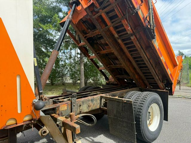 2013 International 7400 DUMP TRUCK WITH PLOW MOUNT AND SALT SPREADER READY TO WORK FINANCING AVAILABLE - 22897348 - 41