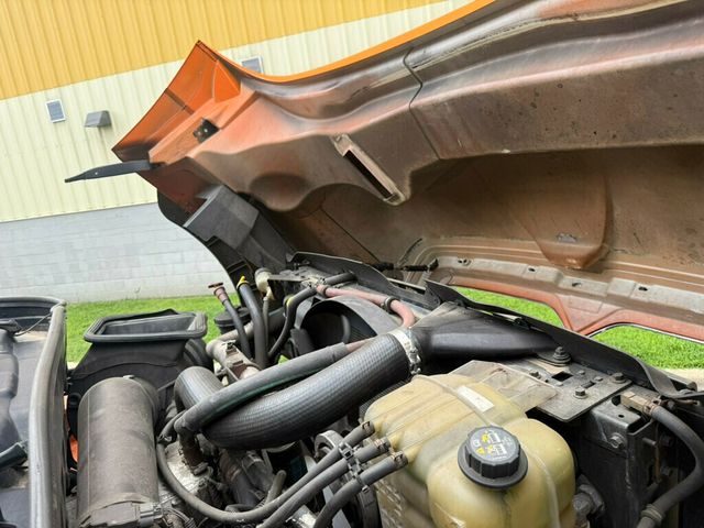 2013 International 7400 DUMP TRUCK WITH PLOW MOUNT AND SALT SPREADER READY TO WORK FINANCING AVAILABLE - 22897348 - 51