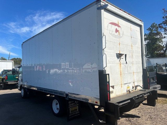 2013 Isuzu NRR 16 FOOT BOX TRUCK WITH POWER LIFTGATE VERY LOW MILES - 22636184 - 2