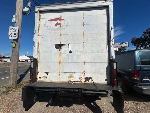 2013 Isuzu NRR 16 FOOT BOX TRUCK WITH POWER LIFTGATE VERY LOW MILES - 22636184 - 4