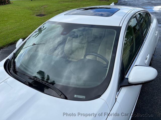 2013 Jaguar XF 2.0T Turbo Sedan - 22923900 - 24