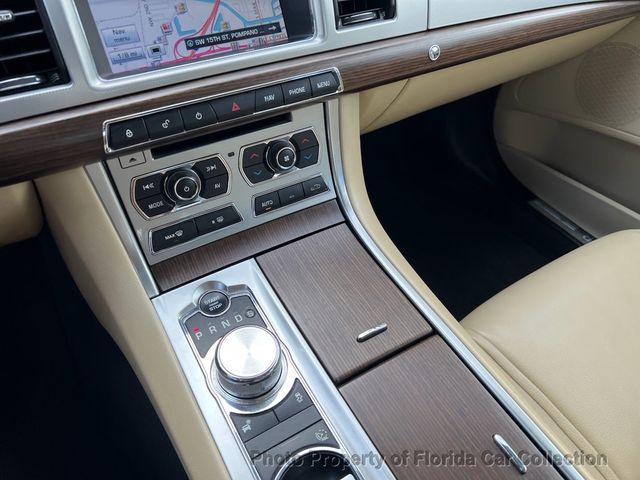 2013 Jaguar XF 2.0T Turbo Sedan - 22923900 - 58
