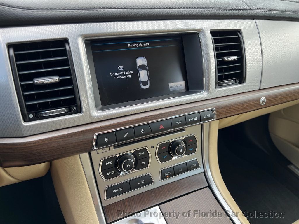 2013 Jaguar XF 2.0T Turbo Sedan - 22923900 - 66