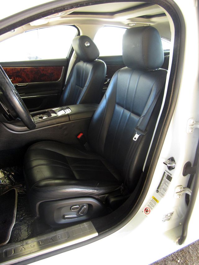 2013 Jaguar XJ 4dr Sedan AWD - 22546006 - 16