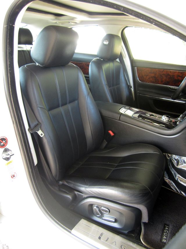 2013 Jaguar XJ 4dr Sedan AWD - 22546006 - 17