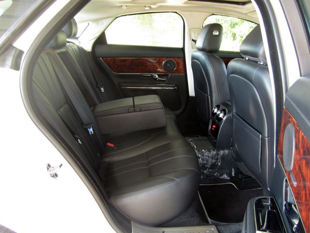 2013 Jaguar XJ 4dr Sedan AWD - 22546006 - 19