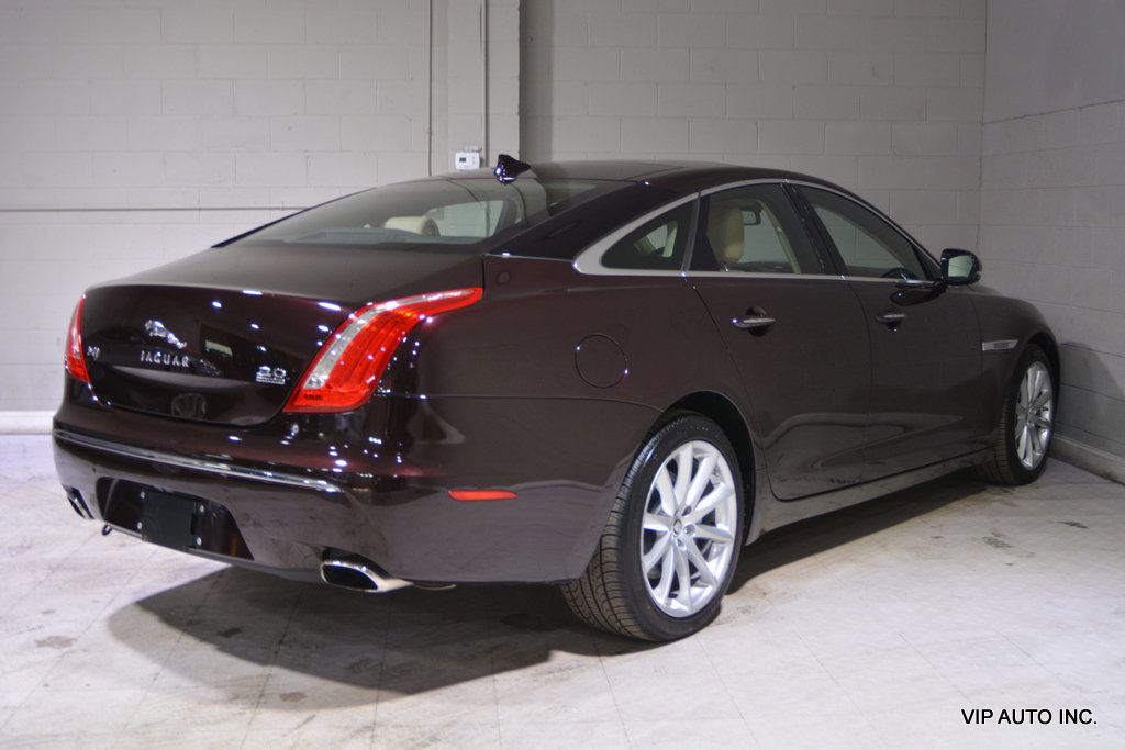 2013 Jaguar XJ 4dr Sedan AWD - 22902240 - 3
