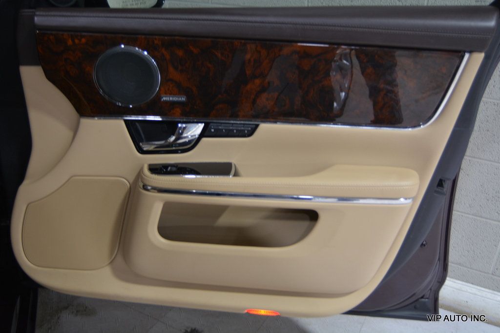2013 Jaguar XJ 4dr Sedan AWD - 22902240 - 7