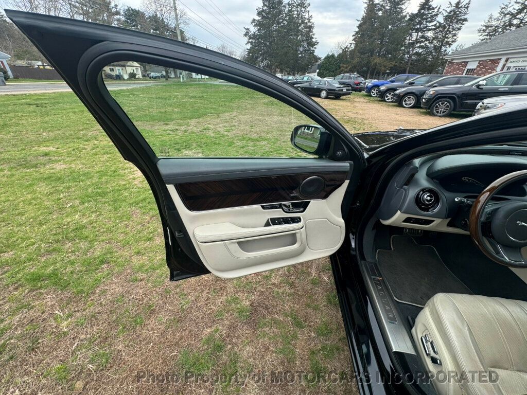 2013 Jaguar XJ 4dr Sedan XJL Ultimate RWD - 23012563 - 9
