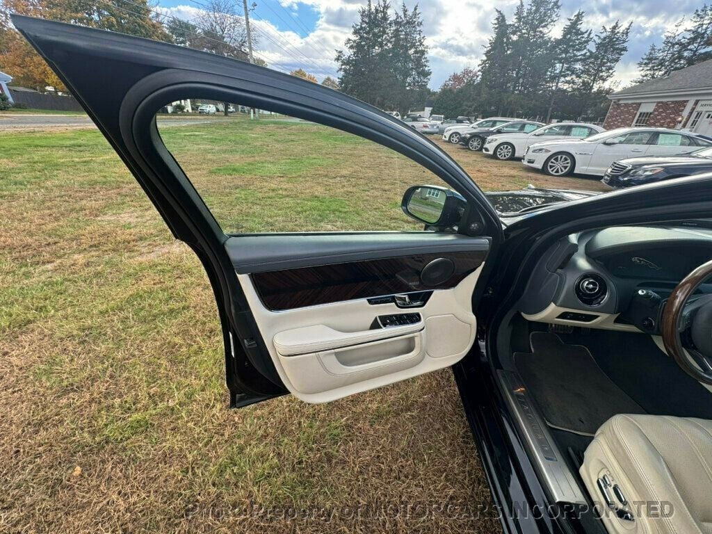 2013 Jaguar XJ ONLY 30 IMPORTED TO THE US!!  - 22937051 - 7