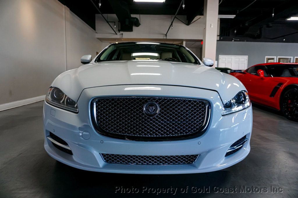 2013 Jaguar XJ *Super Low Mile* *AWD* *Pano-Roof* - 22439114 - 14