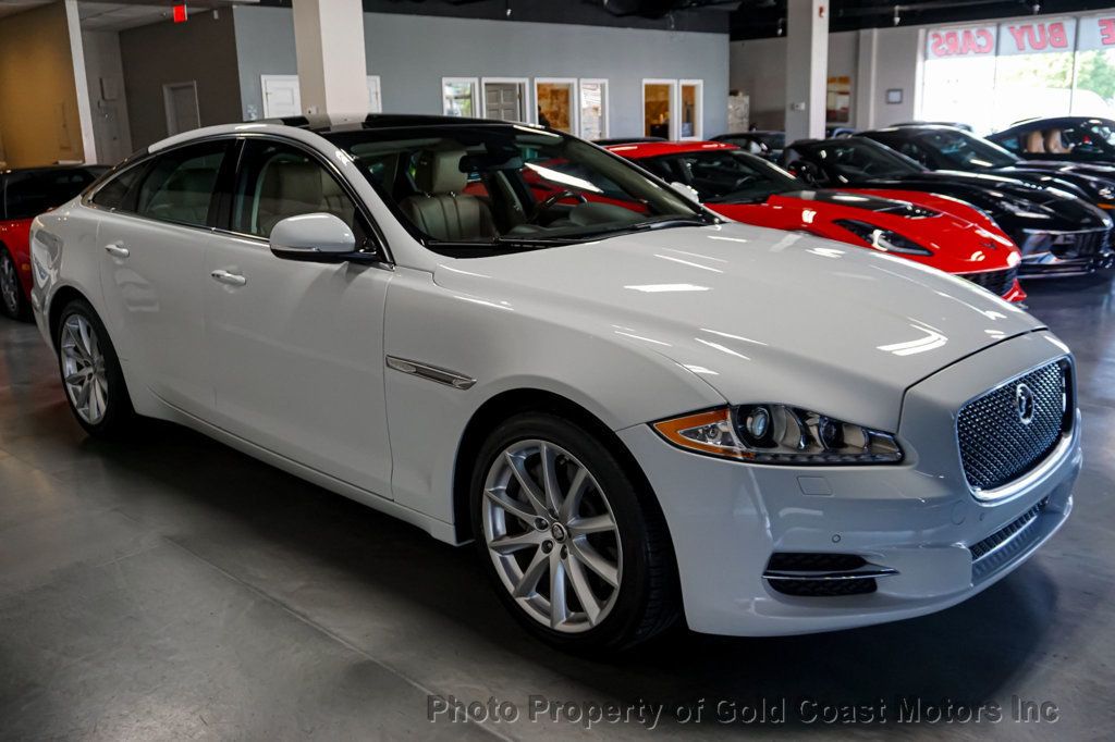 2013 Jaguar XJ *Super Low Mile* *AWD* *Pano-Roof* - 22439114 - 1