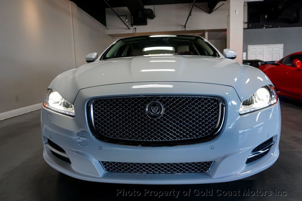 2013 Jaguar XJ *Super Low Mile* *AWD* *Pano-Roof* - 22439114 - 59