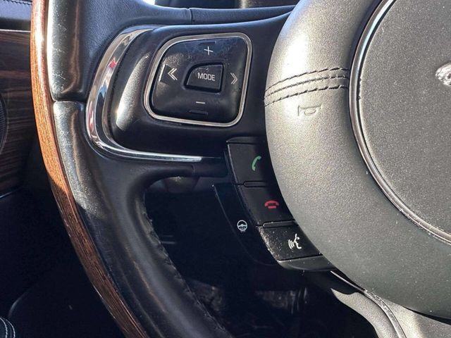 2013 Jaguar XJL Portfolio AWD 4dr Sedan - 22943700 - 25