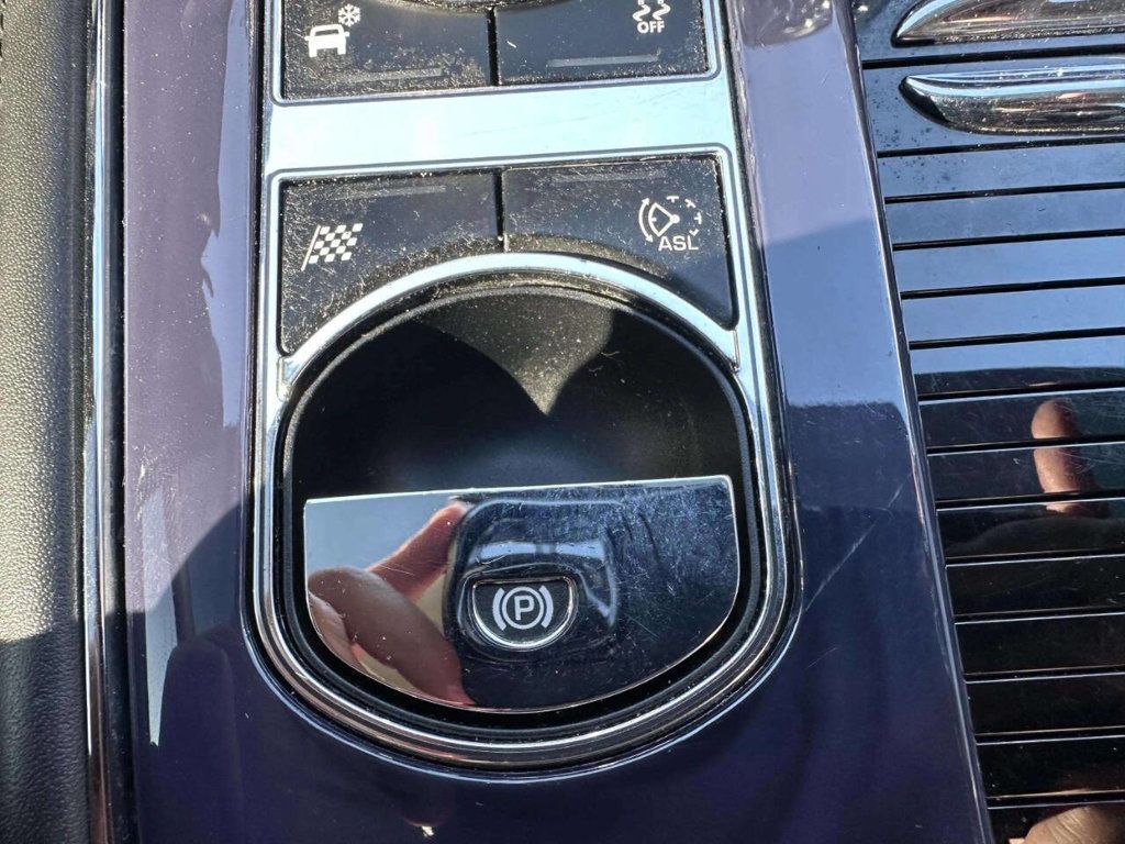 2013 Jaguar XJL Portfolio AWD 4dr Sedan - 22943700 - 32