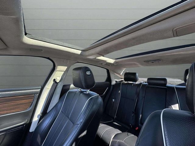 2013 Jaguar XJL Portfolio AWD 4dr Sedan - 22943700 - 35