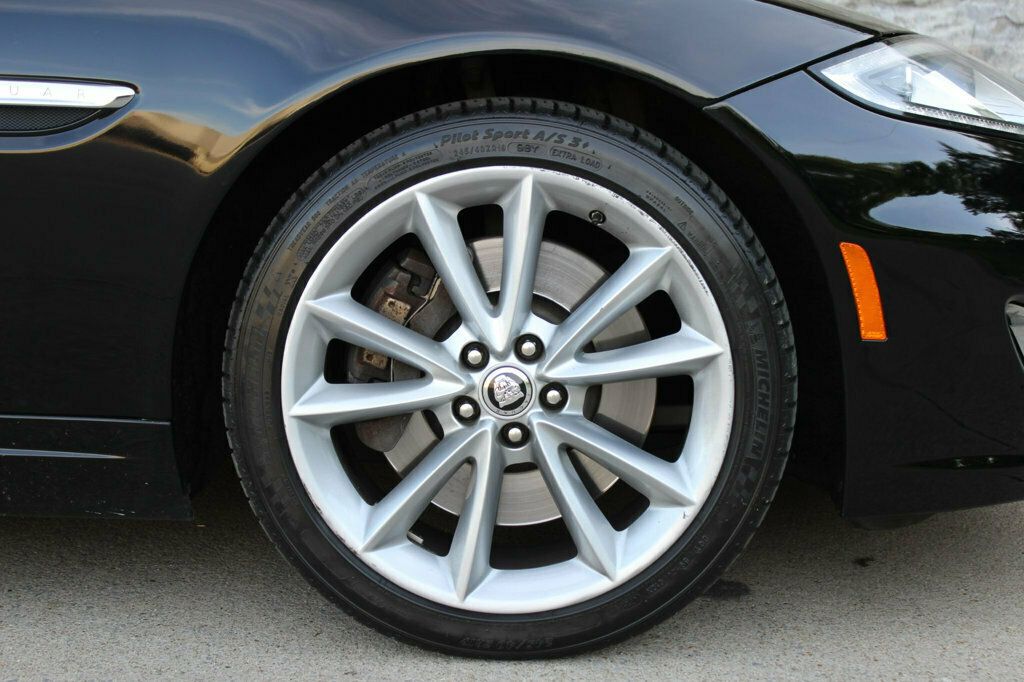 2013 Jaguar XK 2dr Coupe - 23013856 - 32