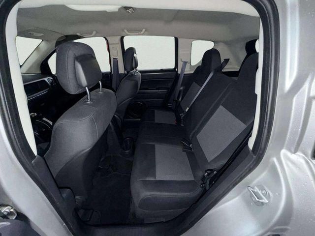 2013 Jeep Compass FWD 4dr Latitude - 23021460 - 22