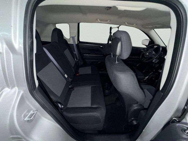 2013 Jeep Compass FWD 4dr Latitude - 23021460 - 24