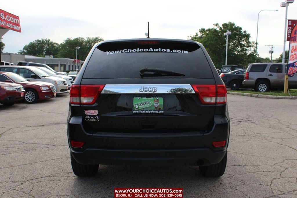 2013 Jeep Grand Cherokee 4WD 4dr Laredo - 22473600 - 3