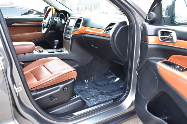 2013 Jeep Grand Cherokee 4WD 4dr Overland - 22967194 - 18