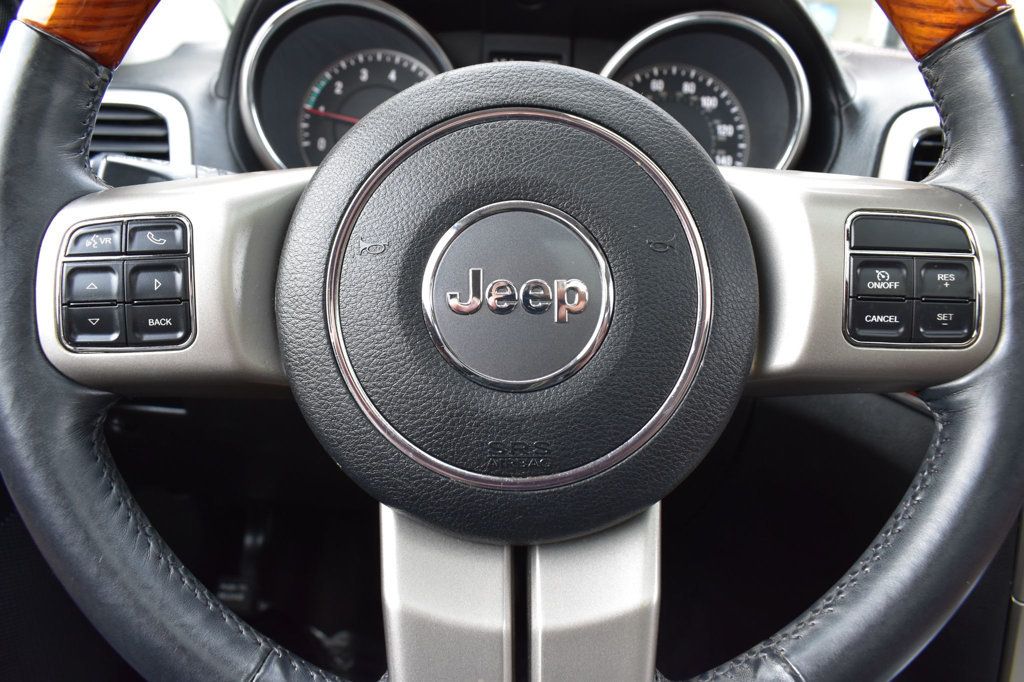 2013 Jeep Grand Cherokee 4WD 4dr Overland - 22967194 - 30