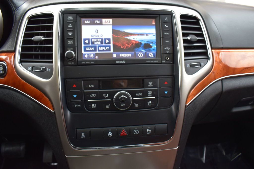 2013 Jeep Grand Cherokee 4WD 4dr Overland - 22967194 - 37