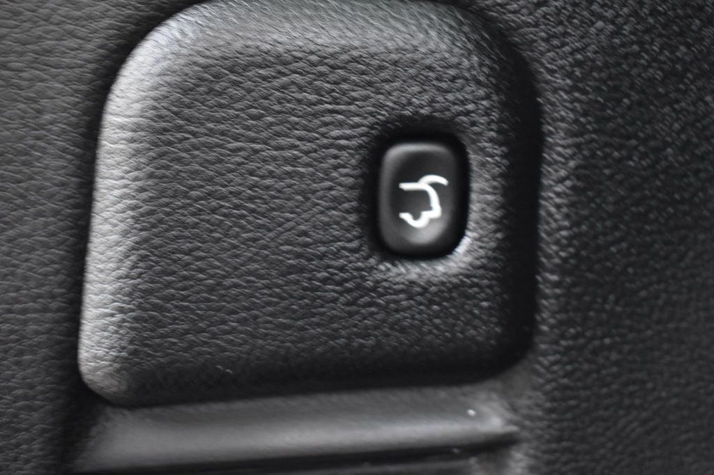 2013 Jeep Grand Cherokee 4WD 4dr Overland - 22967194 - 49