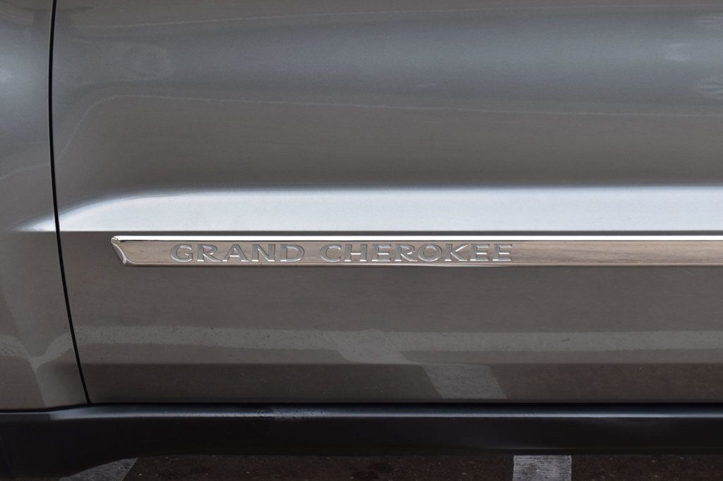 2013 Jeep Grand Cherokee 4WD 4dr Overland - 22967194 - 55