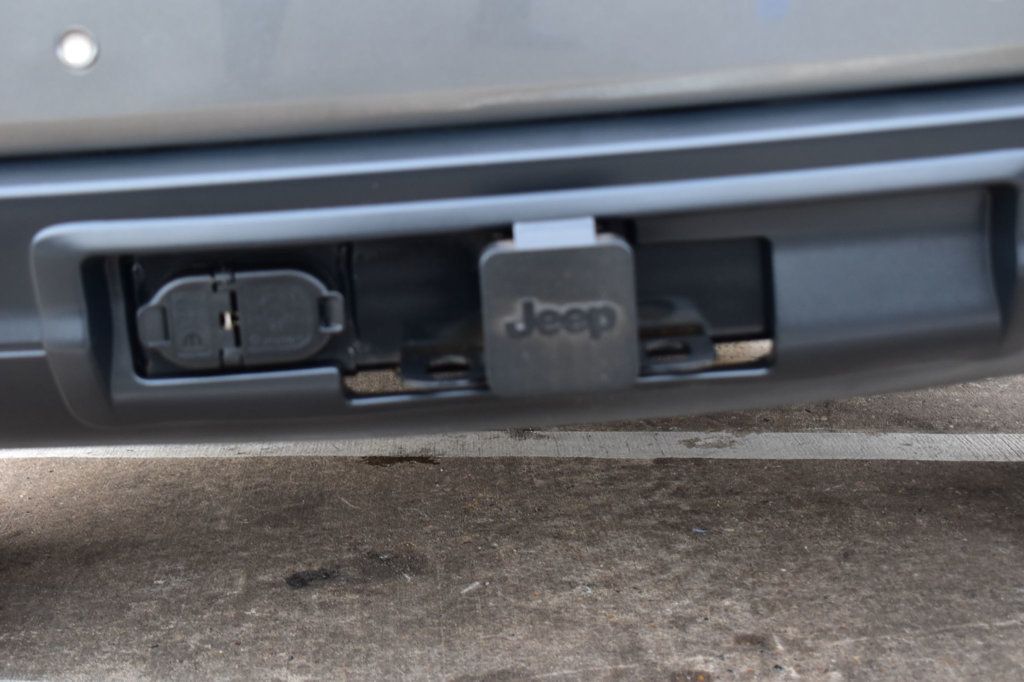 2013 Jeep Grand Cherokee 4WD 4dr Overland - 22967194 - 57